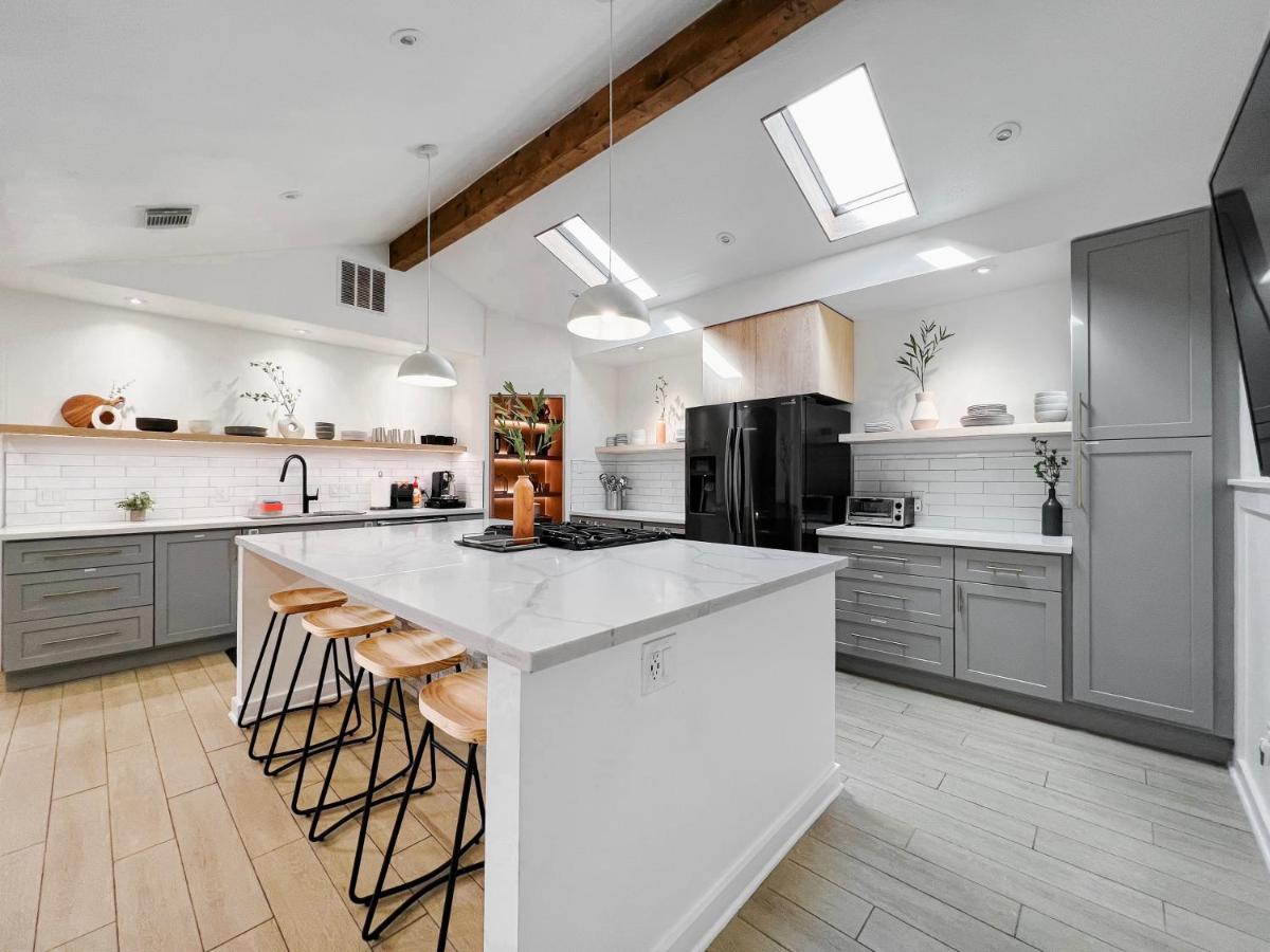 Open Airy Custom Designed Home - 2Kings - Sleeps 14 Houston Extérieur photo