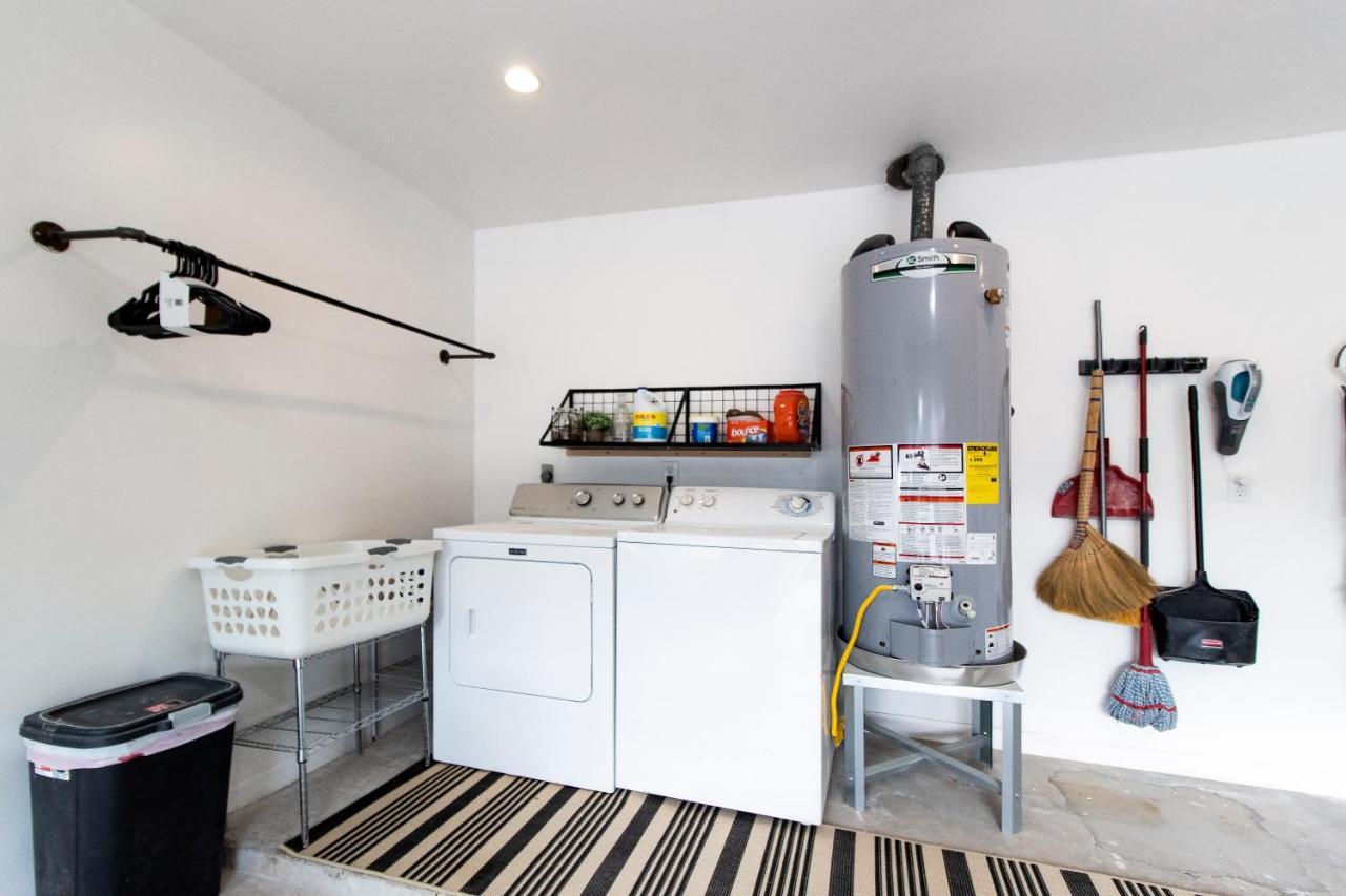 Open Airy Custom Designed Home - 2Kings - Sleeps 14 Houston Extérieur photo